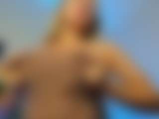 Mia-MiIan18's Live Sex Cam Show