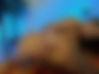 Mia-MiIan18's Live Sex Cam Show