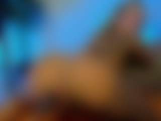 Mia-MiIan18's Live Sex Cam Show