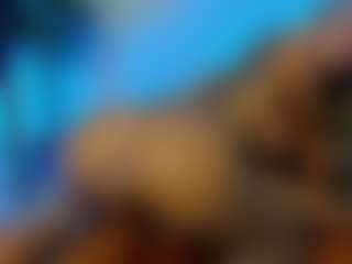 Mia-MiIan18's Live Sex Cam Show