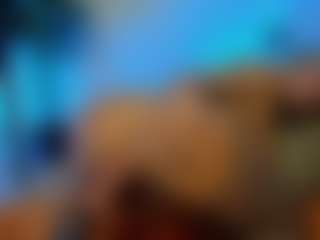 Mia-MiIan18's Live Sex Cam Show