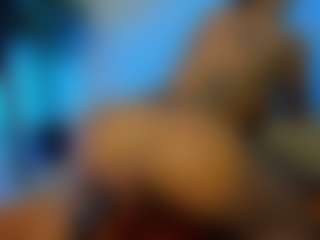 Mia-MiIan18's Live Sex Cam Show