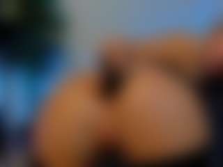 Live cam show with Mia-MiIan18 - Anal Toys on Camsoda