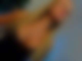 Live cam show with Mia-MiIan18 - Athletic Amateur on EXY