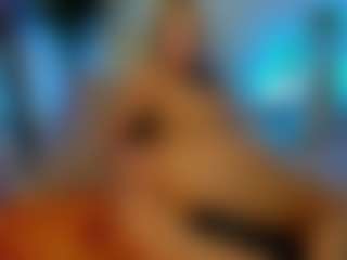 Live cam show with Mia-MiIan18 - Pov on Camsoda