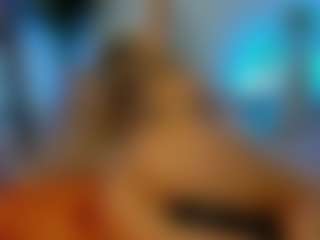 Mia-MiIan18's Live Sex Cam Show
