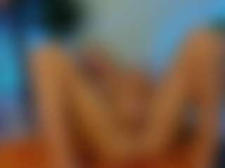 Mia-MiIan18s Live-Sex-Cam-Show