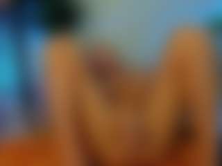 Live cam show with Mia-MiIan18 - Arab Athletic on Camsoda