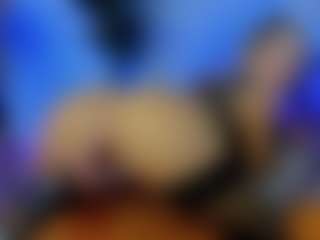 Mia-MiIan18's Live Sex Cam Show