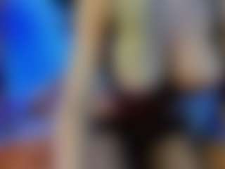 Mia-MiIan18's Live Sex Cam Show