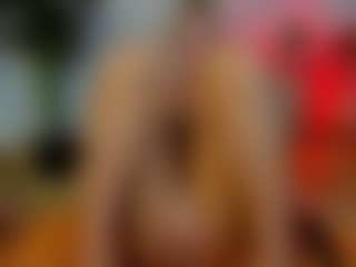 Live cam show with Mia-MiIan18 - Young Adult on Camsoda