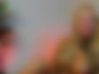 Live cam show with Mia-MiIan18 - Blonde Hair Shaved Pussy on liverealitysex.com