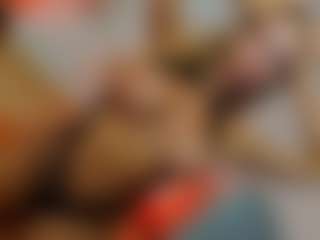 Mia-MiIan18's Live Sex Cam Show