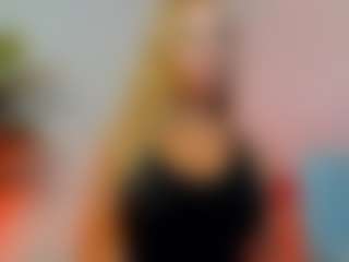 Mia-MiIan18's Live Sex Cam Show