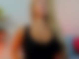 Mia-MiIan18's Live Sex Cam Show