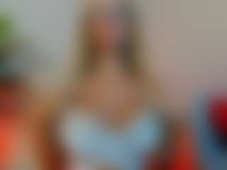 Mia-MiIan18's Live Sex Cam Show