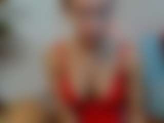 Mia-MiIan18's Live Sex Cam Show