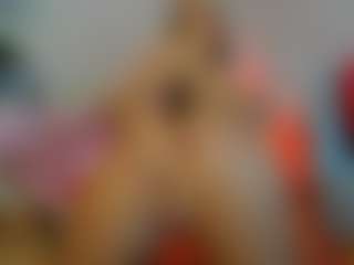 Mia-MiIan18's Live Sex Cam Show