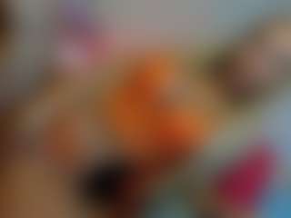 Live cam show with Mia-MiIan18 - Dildo on Camsoda