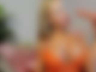 Live cam show with Mia-MiIan18 - Blonde Hair on https://playwithruby.com