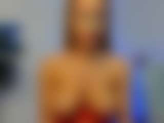 Live cam show with Mia-MiIan18 - Cute on https://playwithruby.com