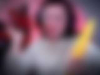 Live cam show with Mistress Scarlett Sen - Brown Eyes Red Hair on Camiplay Live