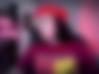 Live cam show with Mistress Scarlett Sen - Brown Eyes Red Hair on AdultVida.com