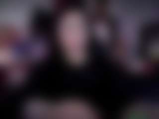 Mistress Scarlett Sen's Live Sex Cam Show