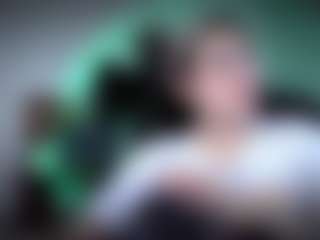 Mistress Scarlett Sen's Live Sex Cam Show
