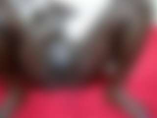 Live cam show with theshe - Flashing on madthumbs