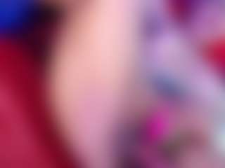 Live cam show with Gatuwildx - Red Hair on Strip Flash - Live Sex Shows