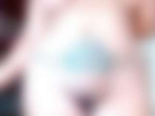 Gatuwildx MILF webcam performer live streaming