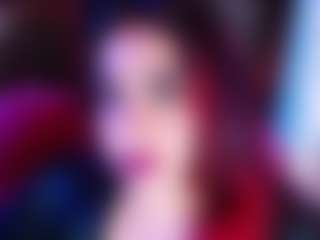 Gatuwildx MILF webcam performer live streaming