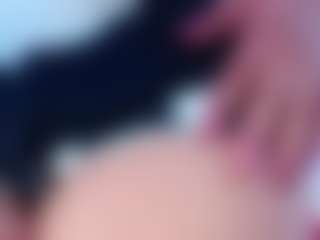 Live cam show with Gatuwildx - Colombia MILF on CamwithHer