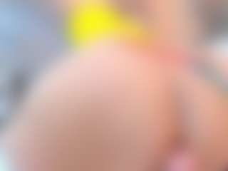 Ella-Harper's Live Sex Cam Show