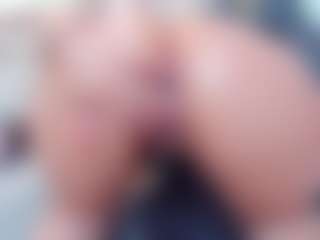 Ella-Harper's Live Sex Cam Show
