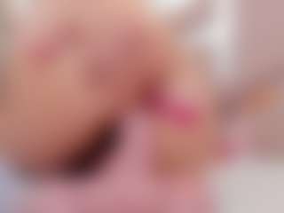 Live cam show with Ella-Harper - Twerk on googirlz