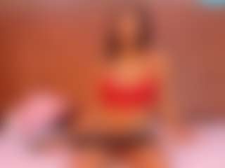 Live cam show with Macarena18 - Big Tits on Instabang