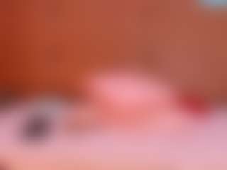 Live cam show with Macarena18 - Normal on Milfs Live