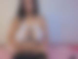 Macarena18's Live Sex Cam Show