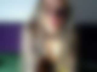 julianna69's Live Sex Cam Show