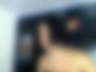 Live cam show with BrittanyQueen - Brown Eyes on xxxlivecams.org