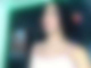 Live cam show with BrittanyQueen - Smoking on Camsoda