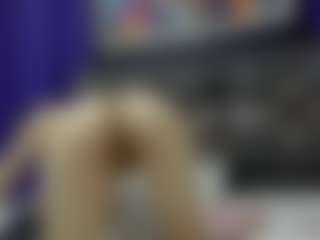 Live cam show with MAVIEIVANOVA - BBW on Mixed Magazine Live