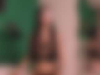 Live cam show with MAVIEIVANOVA - Athletic Young Adult on Camsoda