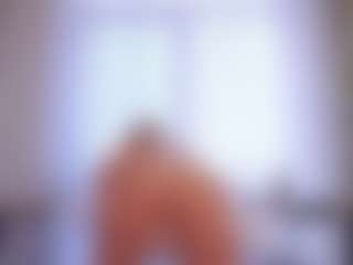Live cam show with Emily - Camel Toe on madthumbs