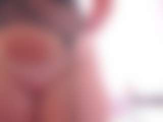 Live cam show with Emily - Teen (18+) on Camsoda