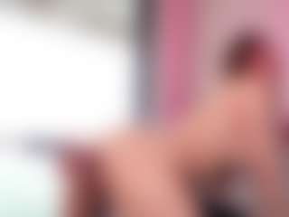 Live cam show with Kim - Blue Eyes on SpankPalCams