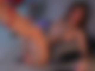 Live cam show with Kim - Fuck Machine on xDating