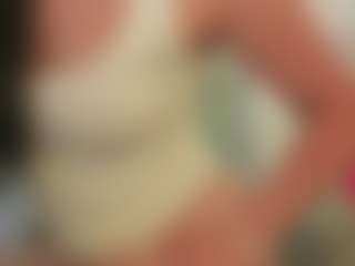 chloe-turner's Live Sex Cam Show